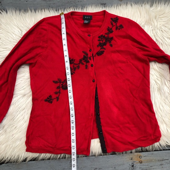 R.Q.T Embroidered Beaded Bright Red Buttoned Knit Cardigan Sweater size L - Picture 10 of 10